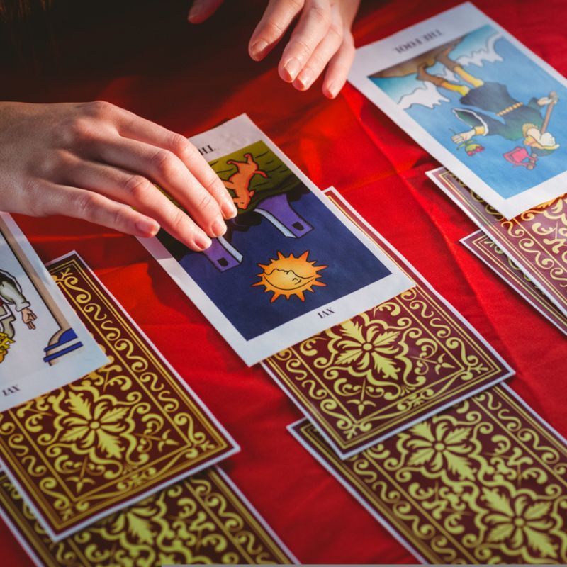 tarot-readings-101:-what-is-it-and-how-can-you-do-it?