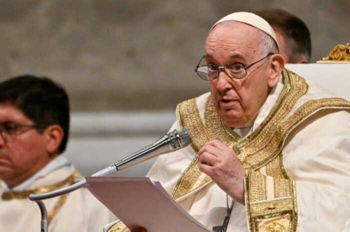 pope-francis,-back-from-illness,-expected-for-easter-mass